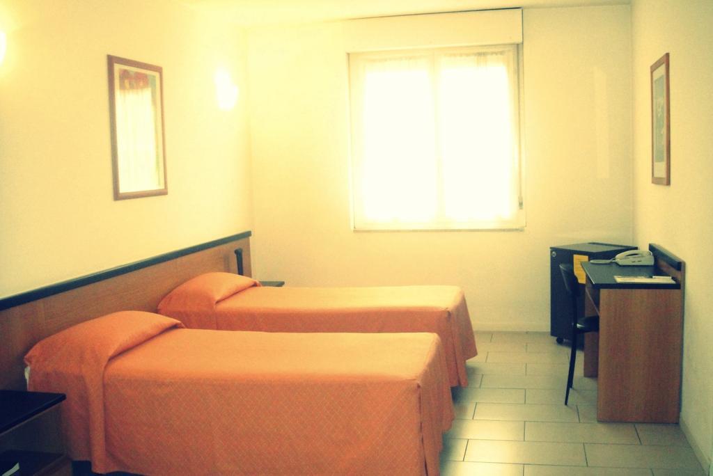 Hotel Scala Nord Milán Habitación foto